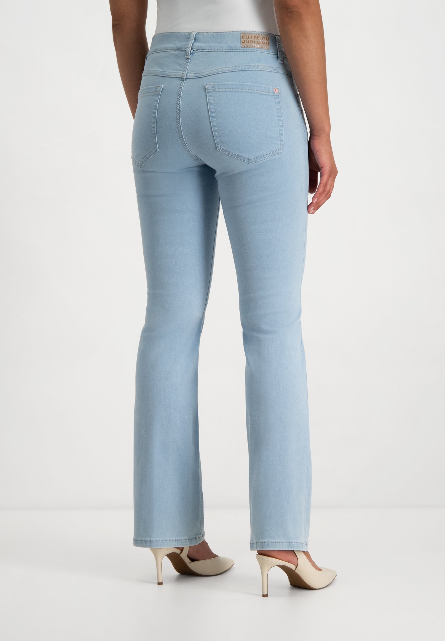 Twigie Shape-On Bootcut Jeans | Bleach