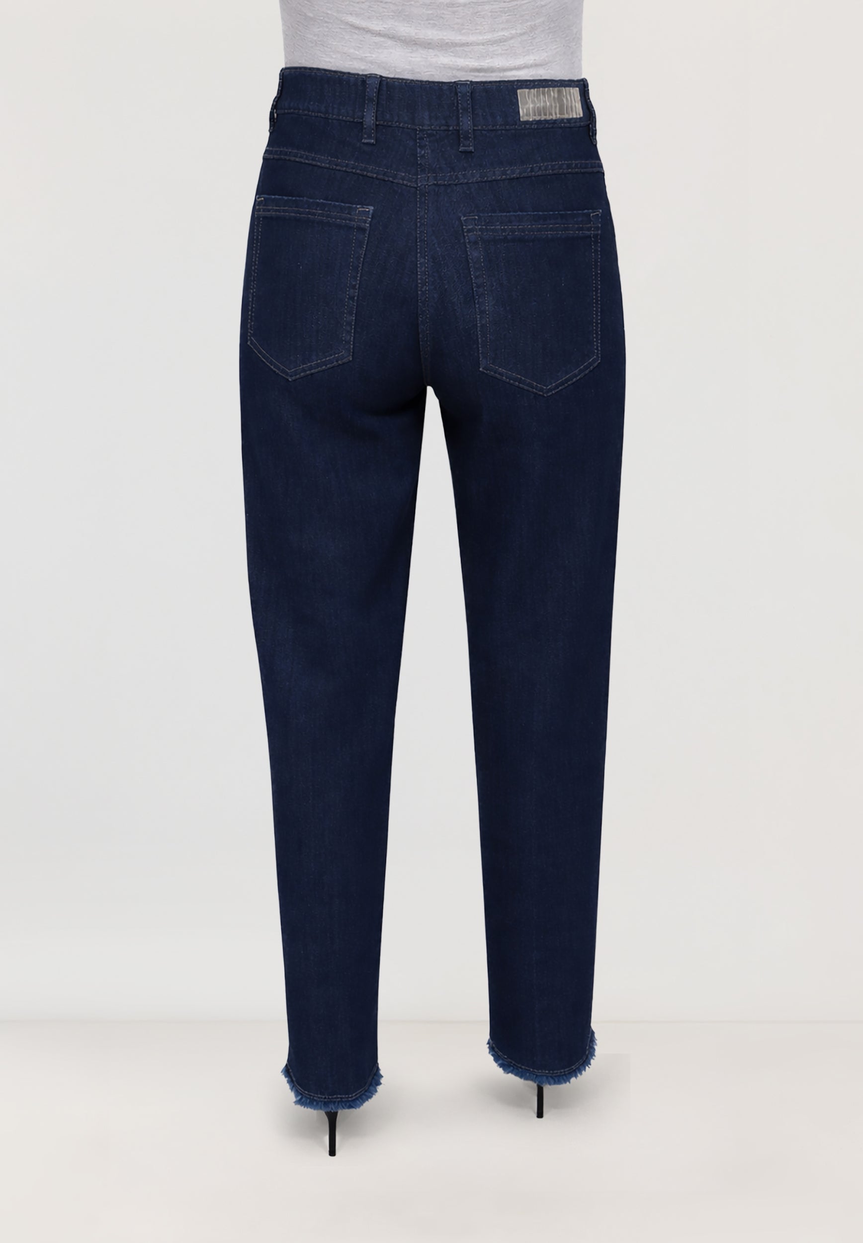 Gretha Komfortable Tapered Jeans | Indigo